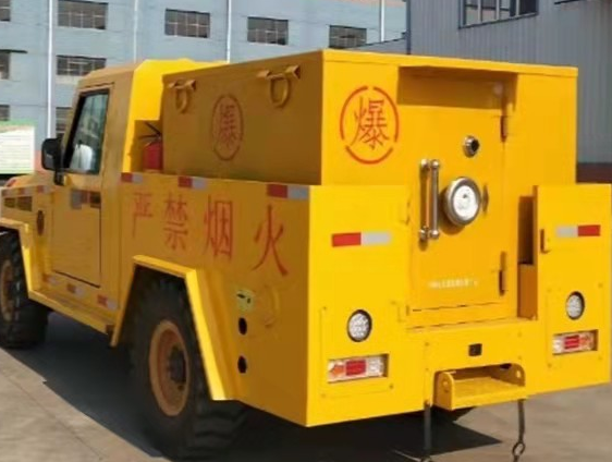 安宁凯龙爆破器材运输车：保障爆破任务的安全运行