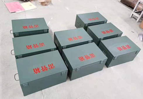 安宁炸药箱和雷管箱一般是怎么存放的？